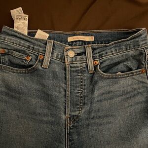 Levi’s Wedgie Fit Straight Leg Jeans - Classic Blue